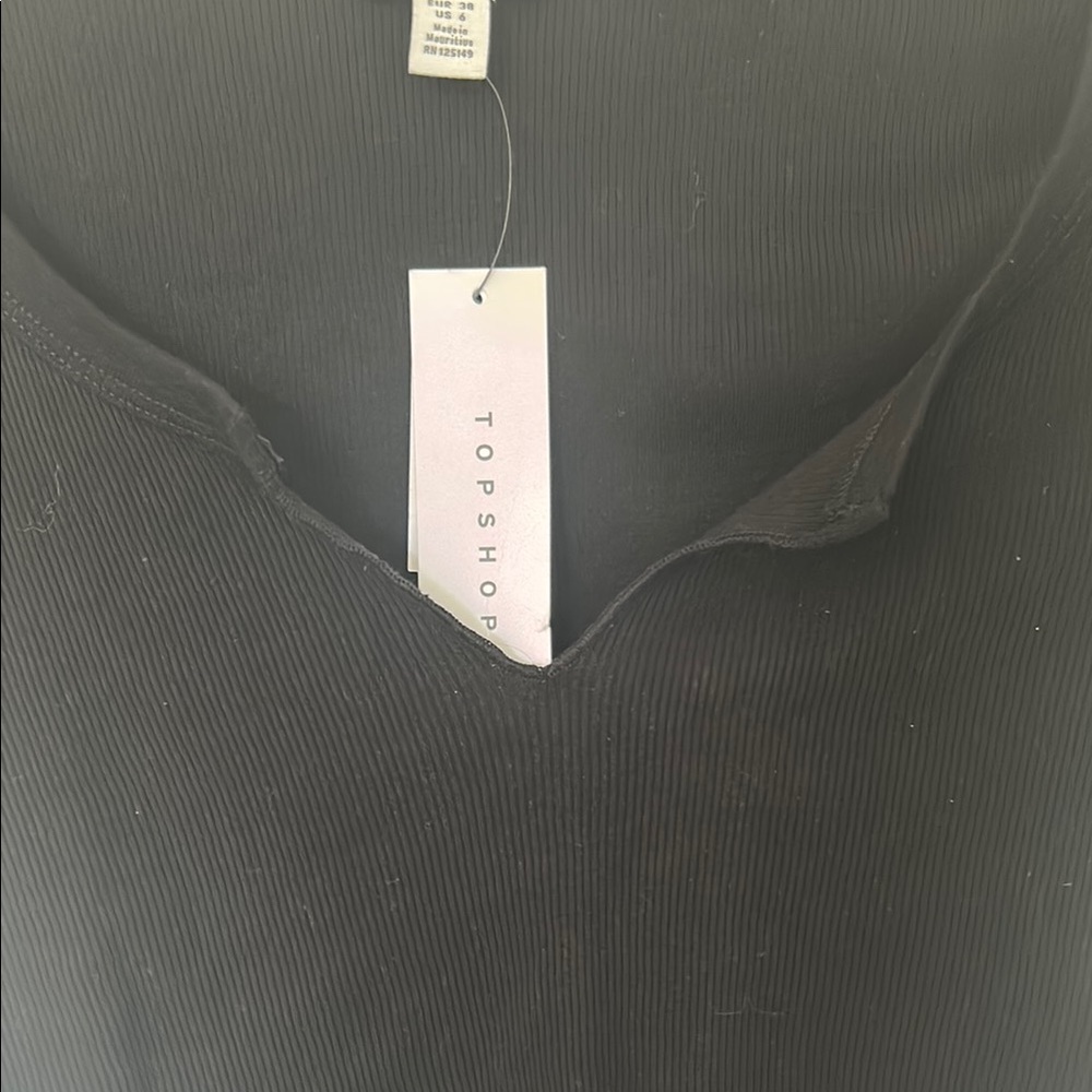 NWT TopShop black crop top - Picture 4 of 4